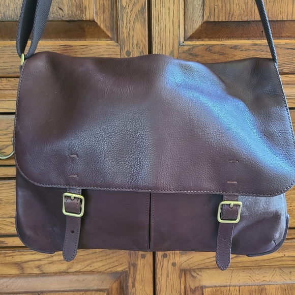 Fossil Bags Fossil Buckner Messenger Bag Leather Poshmark